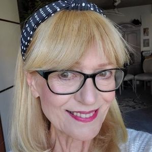 Meet your Posher, Heidi